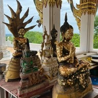 วัดเขาดีสลัก