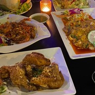 GOOD TIMES กะเพราหนวดหมึก ลูกชิ้นปลาระเบิด