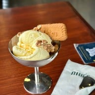 เมนูของร้าน Nives Cafe And Bar
