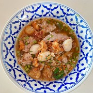 ก๋วยเตี๋ยวสุโขทัย ลุง-ป้า สาย3 เพชรเกษม69