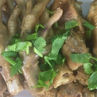 เจ๊แก้วไก่ตุ๋น ศรีชุม