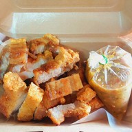 เมนูของร้าน BNB หมูกรอบ/อาหารตามสั่ง (24ชั่วโมง) นครสวรรค์ตก