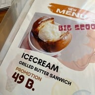 Raya Experimental craft icecream and cafe วัดมังกรเยาวราช