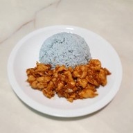 ยอดกะเพราบ้านฉัน ข้าวสมุนไพร + โยเกิร์ตปั่น