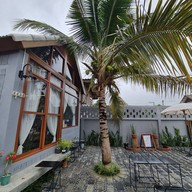 Flip n' Flow Home Cafe and Bakehouse