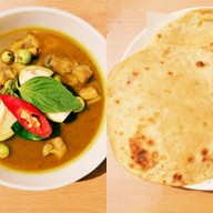 ข้าวหมกไก่ทอด by siri สุขุมวิท101/1