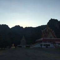 วัดเขาแดง