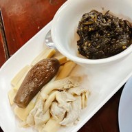 เมนูของร้าน เฮือนเพ็ญ