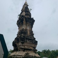 พระธาตุก่องข้าวน้อย