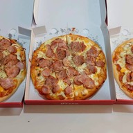 การ์ตูนพิซซ่าบ้าชีส & สเต็กเฮ้าส์ สาขาบ้านแพ้ว สาขาบ้านแพ้ว