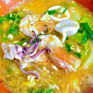 สุกี้กวางตุ้งเจ้าเก่าแม่สาย แม่สาย