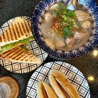เมนูของร้าน Morning House บ้านอาหารเช้าอุดรธานี -