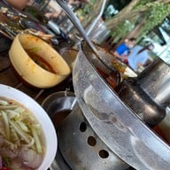 บ้านร่มไม้ สายน้ำ