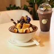 บัวลอยวันวานcafe อ่าวอุดม