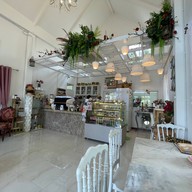 Chandee Coffee & Furit