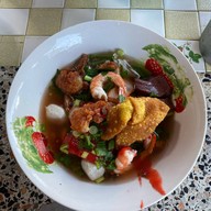 จันทราก๋วยเตี๋ยวทะเล แหลมงอบ