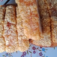 BNB หมูกรอบ/อาหารตามสั่ง (24ชั่วโมง) นครสวรรค์ตก