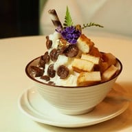 บัวลอยวันวานcafe อ่าวอุดม