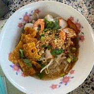 จันทราก๋วยเตี๋ยวทะเล แหลมงอบ