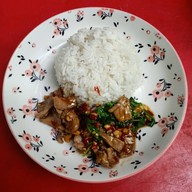 ก๋วยเตี๋ยวเรืออยุธยาส.สาลี่ เศรษฐีเรือทอง สาขาชลบรี