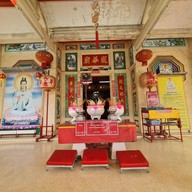 ศาลเจ้าแม่กวนอิม ชุมนปากแพรก