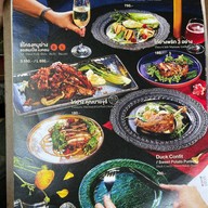 อารีย์ สโมสร by Chef Pruek Aree Garden ซอยอารีย์