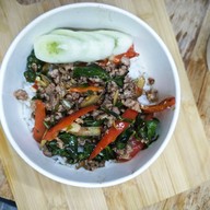 น้ำปั่น&ตามสั่ง กะเพรา บ้านหนูมาลี พิชาดา ซ.8 300623