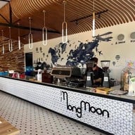 Mongmoon Cafe & Restaurant