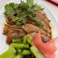 ศิริวรรณ บ้านหอยทอด รัตนาธิเบศร์