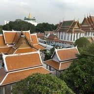 ลานพลับพลามหาเจษฎาบดินทร์