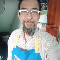 บรรยากาศ Lung Pu Phat Thai
