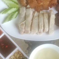 ร้านอาออม