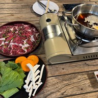 หม่ำ หม่ำ หมูกระทะ