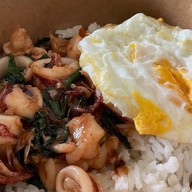 ครัวบ้านปิ่น ลำพูน