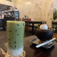 วรรค cafe and bistro