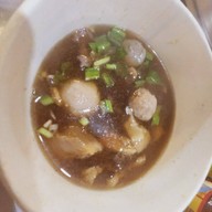 เมนูของร้าน ก๋วยเตี๋ยวเนื้อเจ้าเก่าวัดหนัง (สาขาตลาดสดธนบุรี)