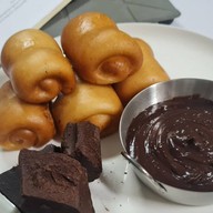 ร้านอาหารไผ่คู่ มอนอ