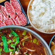 เรือเอก (เตี๋ยวเรือ&ข้าวกระเพรา) เรือเอก (เตี๋ยวเรือ&ข้าวกระเพรา)