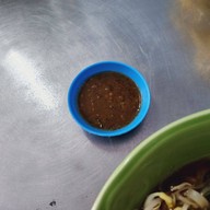 เจ๊จุ๋ม ก๋วยเตี๋ยวหมูนํ้าแดง