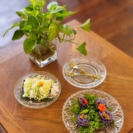 เมนูของร้าน ญาจินดม
