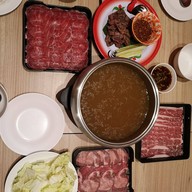 SAOLAO (ซาวน์ลาว) อารีย์ สะพานควาย พหลโยธิน