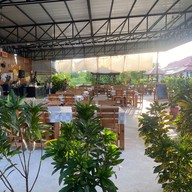 ส้มตำยูโรเมี่ยงปลาเผา