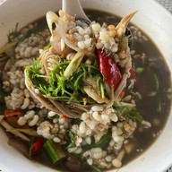 ส้มตำยูโรเมี่ยงปลาเผา