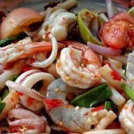 Iris Crepe House เครปญี่ปุ่นแป้งนมสด ตลาดสวนปัญจะ บางบ่อ