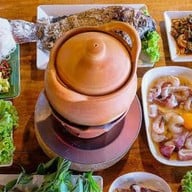 อีสานบ้านไร่  สาขา1 ในลึก สุราษฎร์ธานี