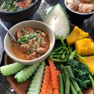 เมนูของร้าน ชุ่ม อาหารพื้นเมือง @ กลางเวียง กลางเวียง