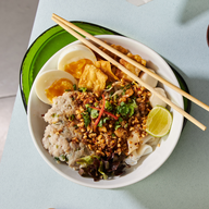 Terraces De Bangkok เซ็นทรัล ปิ่นเกล้า