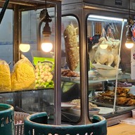 หน้าร้าน ราชาบะหมี่กวางตุ้ง