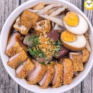 ต้มเลือดหมู อาหารป่า #ครัวสุดเขต ปั๊มปตท.แพรกษา 1