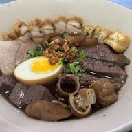 ต้มเลือดหมู อาหารป่า #ครัวสุดเขต ปั๊มปตท.แพรกษา 1